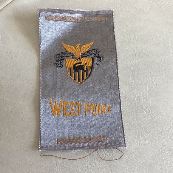 Vintage Tobacco Insert, West Point - Picture 1 of 12